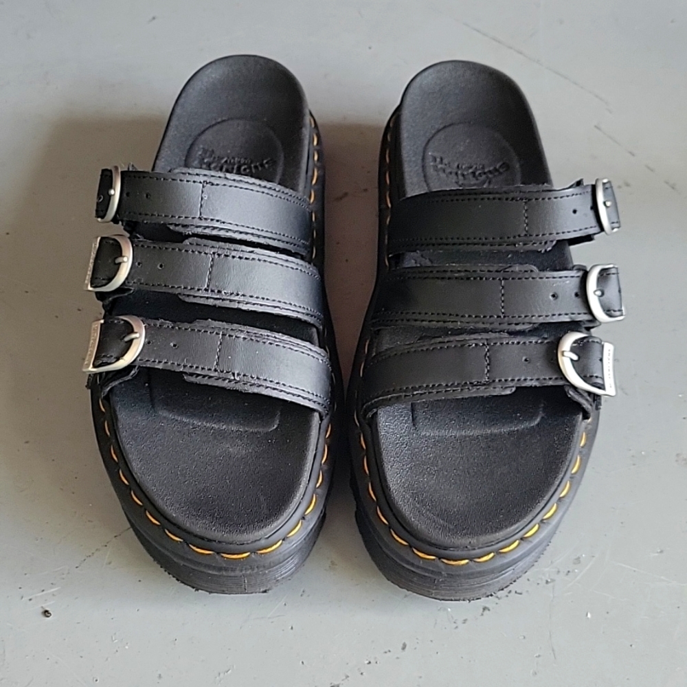 Dr. Martens Blaire slide sandals size 8 new